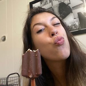 Meet your Posher, Jenny